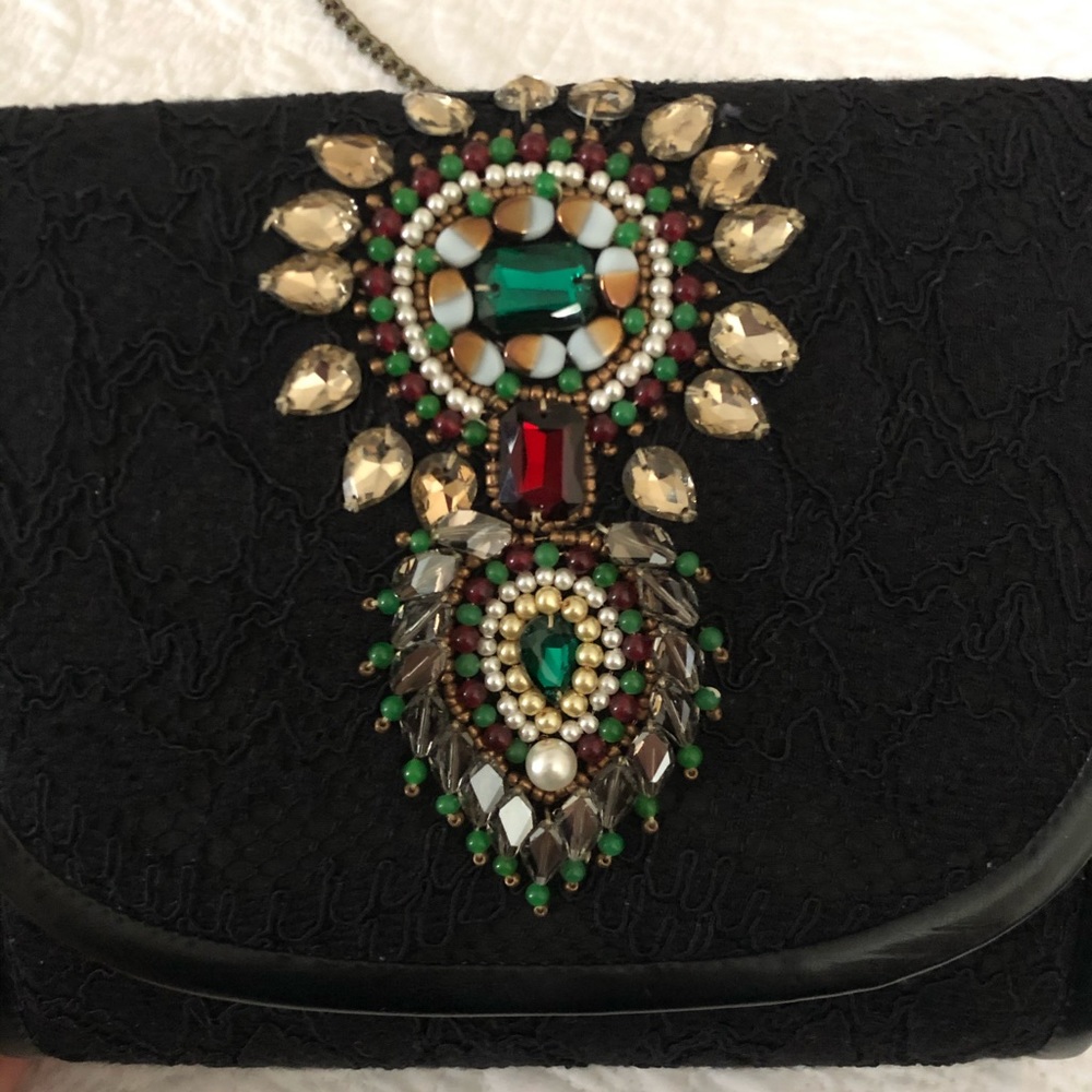 Shoulder bag with beautiful ornament details - Picture 5 of 5